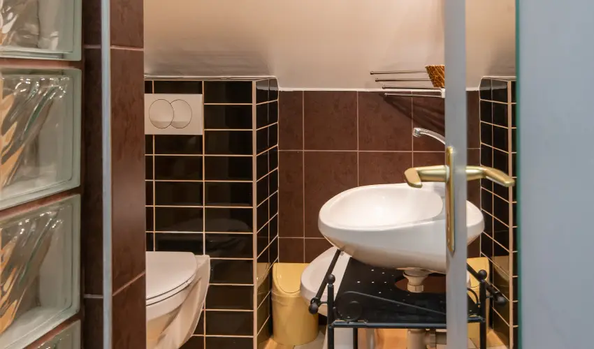 Nyerges Hotel Term�l Monor - Kedvezm�nyes �r csal�dok r�sz�re reggelivel (1 �jt�l)