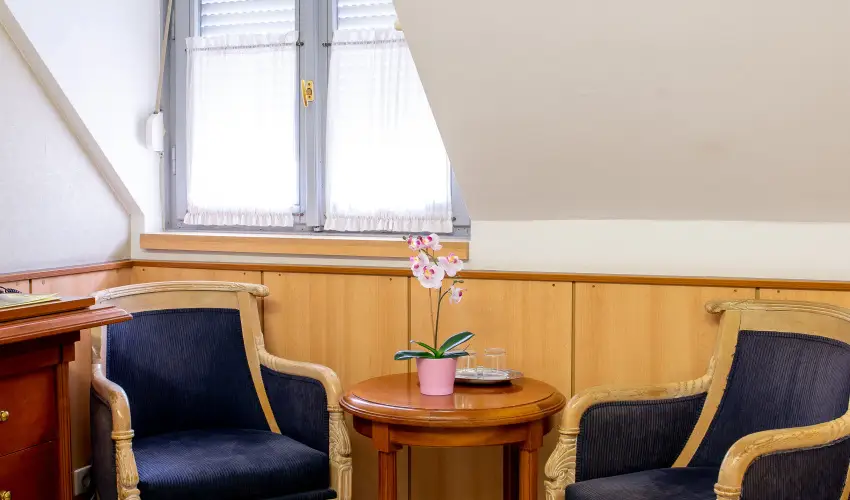 Nyerges Hotel Term�l Monor - Kedvezm�nyes �r csal�dok r�sz�re reggelivel (1 �jt�l)