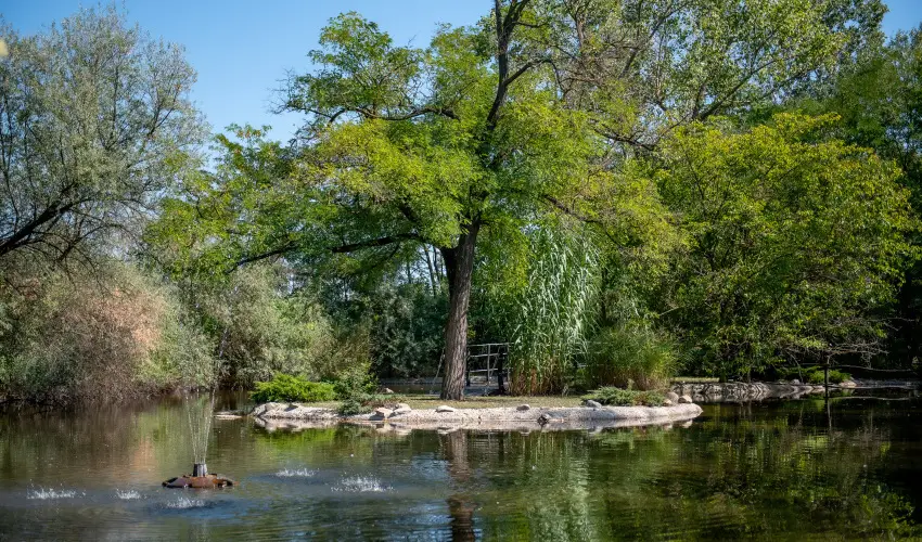 Nyerges Hotel Term�l Monor - Kedvezm�nyes �r csal�dok r�sz�re reggelivel (1 �jt�l)