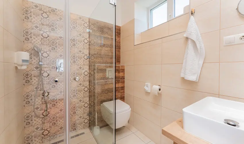 Ozis Hotel  Nagykanizsa - Kedvezmnyes r csaldok rszreak nelltssal (min. 2 j)