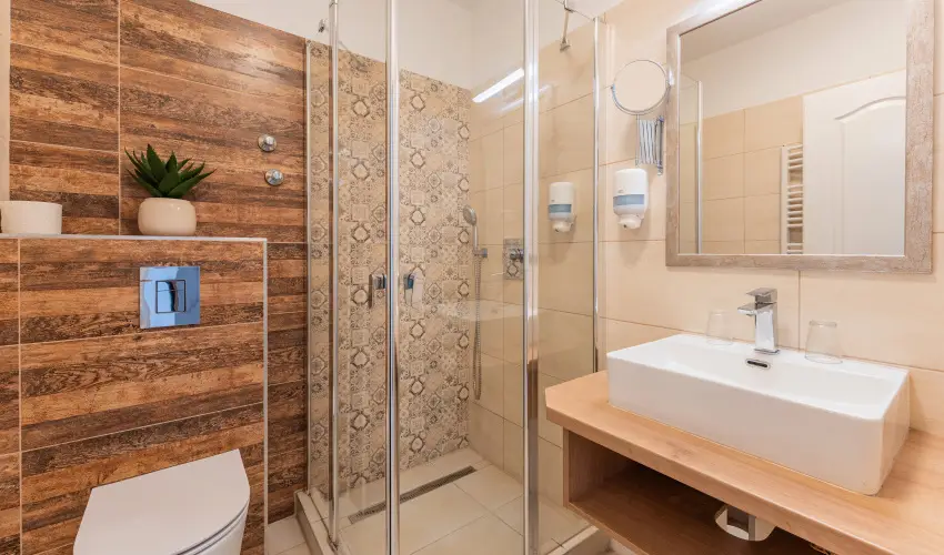 Ozis Hotel  Nagykanizsa - Kedvezmnyes r csaldok rszreak nelltssal (min. 2 j)