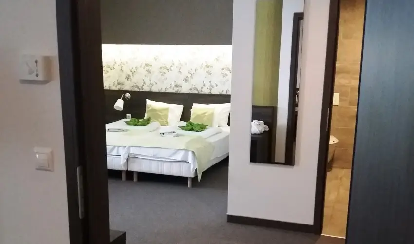 O�zis Wellness Panzi� Szigetszentmikl�s - Alap �rak reggelis ell�t�ssal (1 �jt�l)