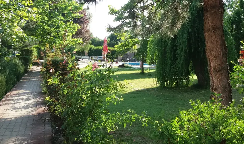 O�zis Wellness Panzi� Szigetszentmikl�s - Alap �rak reggelis ell�t�ssal (1 �jt�l)