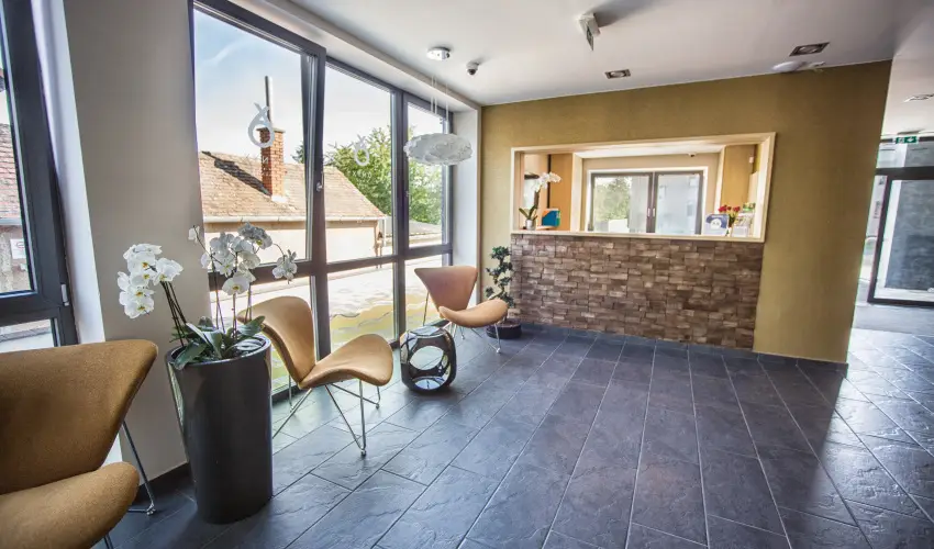 Onyx Luxury Srvr Srvr - Kedvezmnyes ajnlat (min. 2 j)