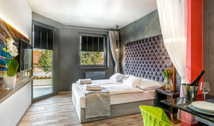 Onyx Luxury Srvr Srvr - Kedvezmnyes ajnlat (min. 2 j)