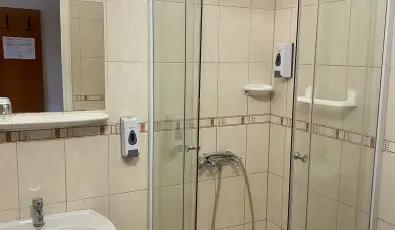 �reg-t� Hotel Tata