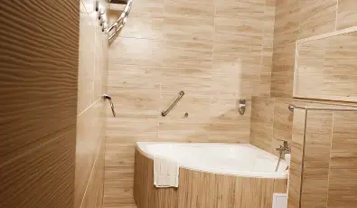 �reg-t� Hotel Tata