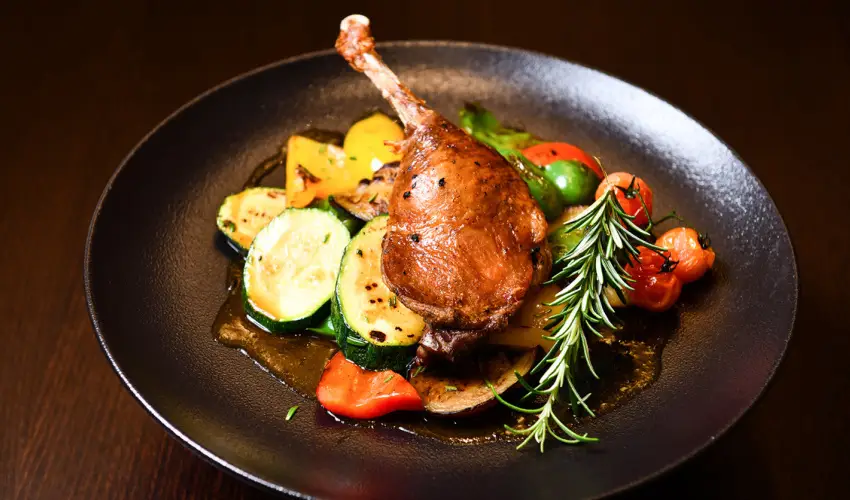 Outlet Hotel Polgr Polgr - Kedvezmnyes r csaldok rszre flpanzis elltssal (1 jtl)