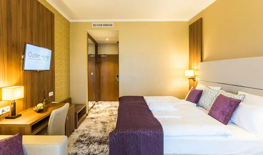 Outlet Hotel Polgr Polgr - Kedvezmnyes r csaldok rszre flpanzis elltssal (1 jtl)