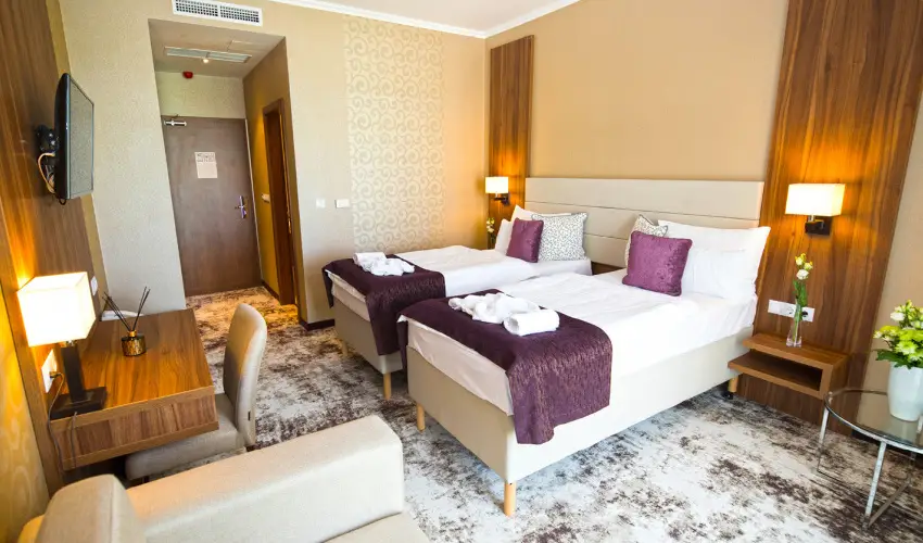 Outlet Hotel Polgr Polgr - Kedvezmnyes r csaldok rszre flpanzis elltssal (1 jtl)