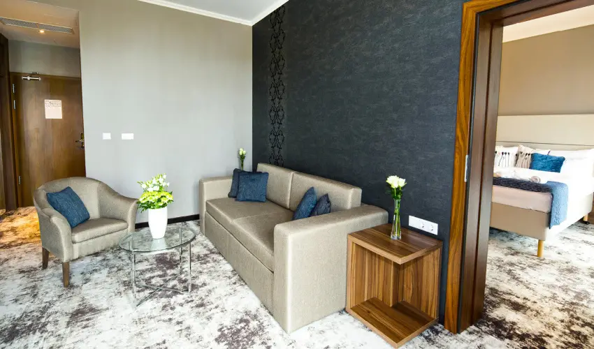 Outlet Hotel Polgr Polgr - Kedvezmnyes r csaldok rszre flpanzis elltssal (1 jtl)