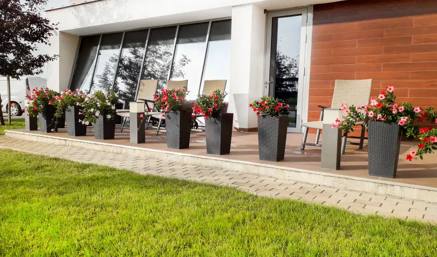 Outlet Hotel Polgr Polgr - Kedvezmnyes r csaldok rszre flpanzis elltssal (1 jtl)