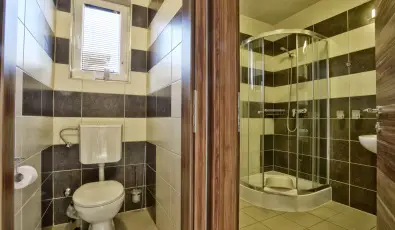Pandora Zs�ry Apartmanok Mez�k�vesd