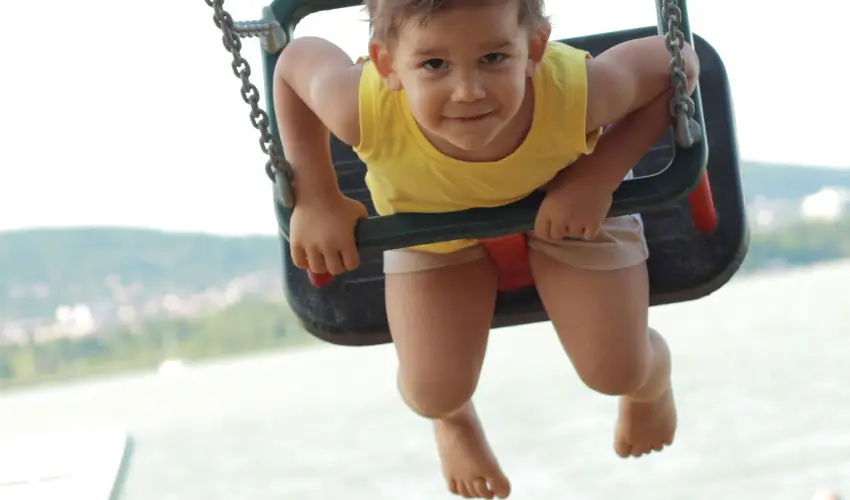 Aquilo Hotel Panorma Tihany Tihany - Kedvezmnyes r csaldok rszreak reggelis elltssal (1 jtl)