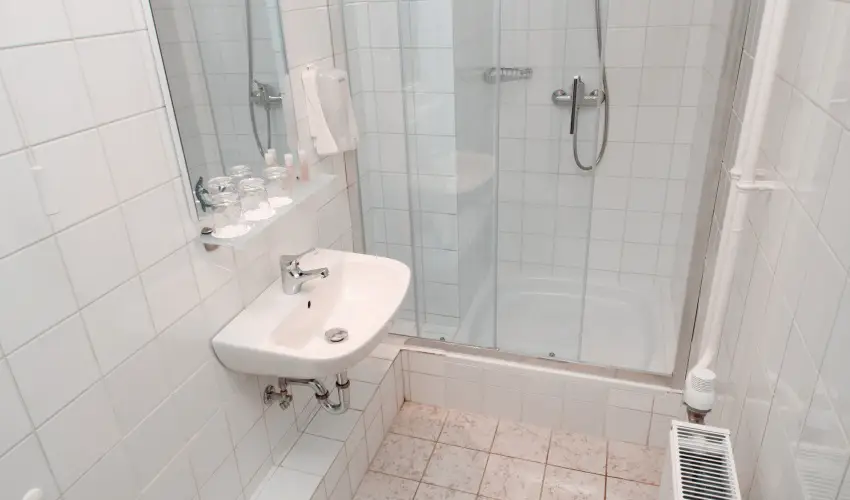 Aquilo Hotel Panorma Tihany Tihany - Kedvezmnyes r csaldok rszreak reggelis elltssal (1 jtl)