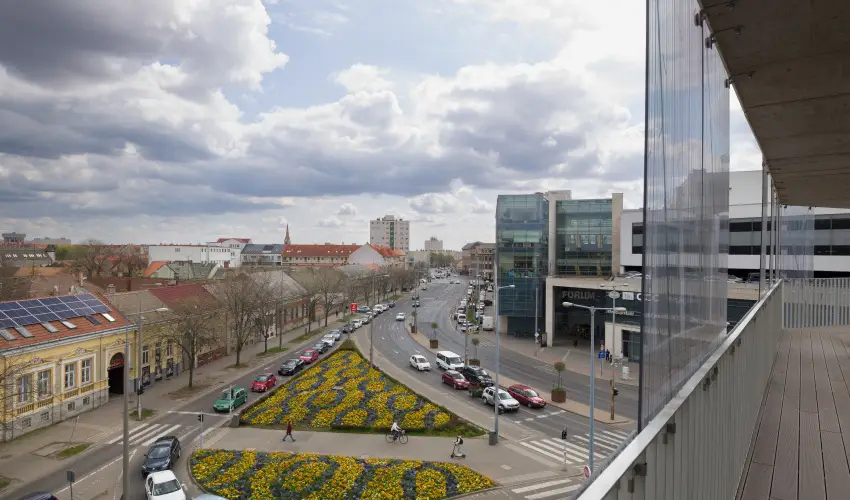 Párizs Garden Apartments Debrecen - Kedvezményes ár családok részéreak reggelivel (1 éjtől)