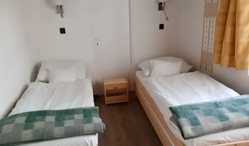 Parti Stny Vendghz Balatonkenese - Kedvezmnyes r csaldok rszreak (1 jtl)