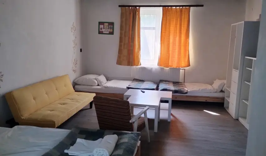 Parti Stny Vendghz Balatonkenese - Kedvezmnyes r csaldok rszreak (1 jtl)