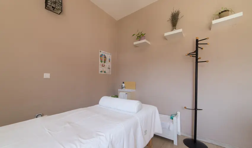 Pelso Panzi� Balatonm�riaf�rd� - Kedvezm�nyes �r csal�dok r�sz�reak reggelivel (1 �jt�l)