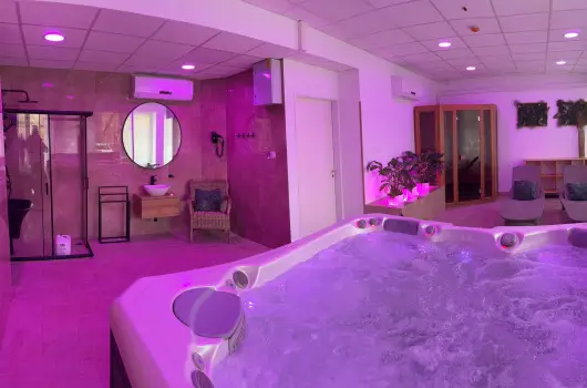 Pl�za Hotel Gyula - Kedvezm�nyes �r csal�dok r�sz�reak f�lpanzi�s ell�t�ssal (min. 2 �j)