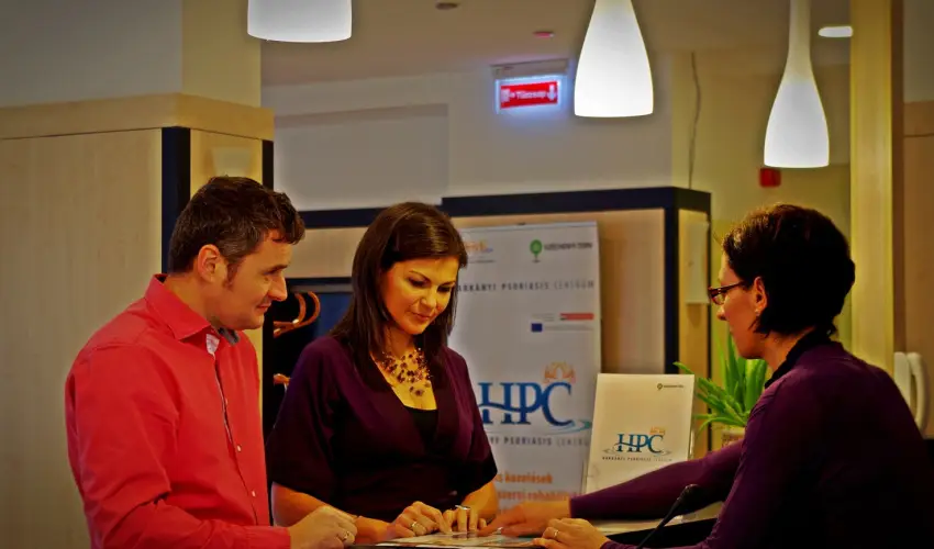 Hark�nyi Psoriasis Centrum Hark�ny - Hark�nyi ny�r T�ged v�r (1 �jt�l)