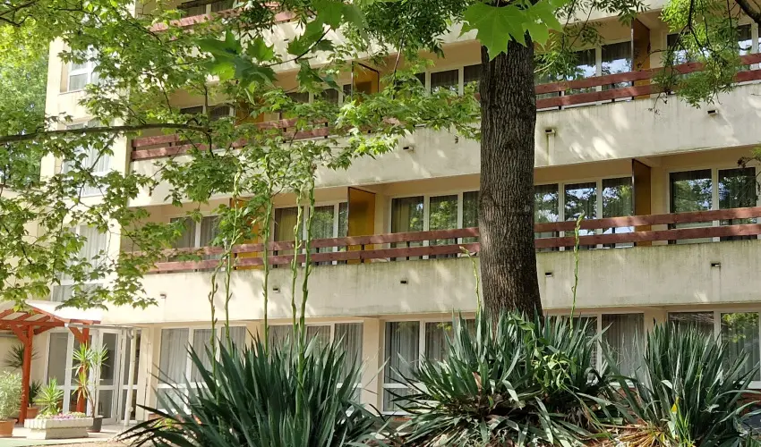 PSZ Hotel Beach F�ldv�r Balatonf�ldv�r - Csal�di vak�ci� (min. 3 �j) 