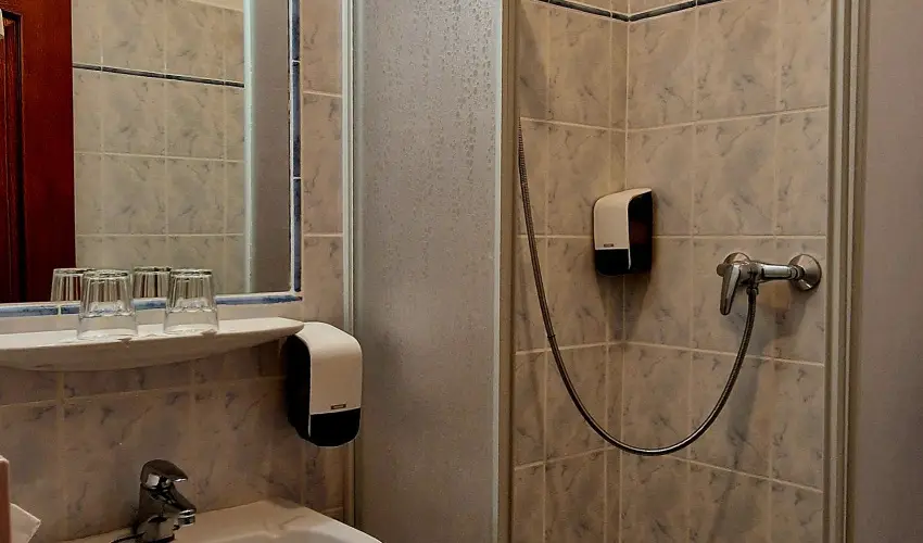 PSZ Hotel Beach F�ldv�r Balatonf�ldv�r - Csal�di vak�ci� (min. 3 �j) 