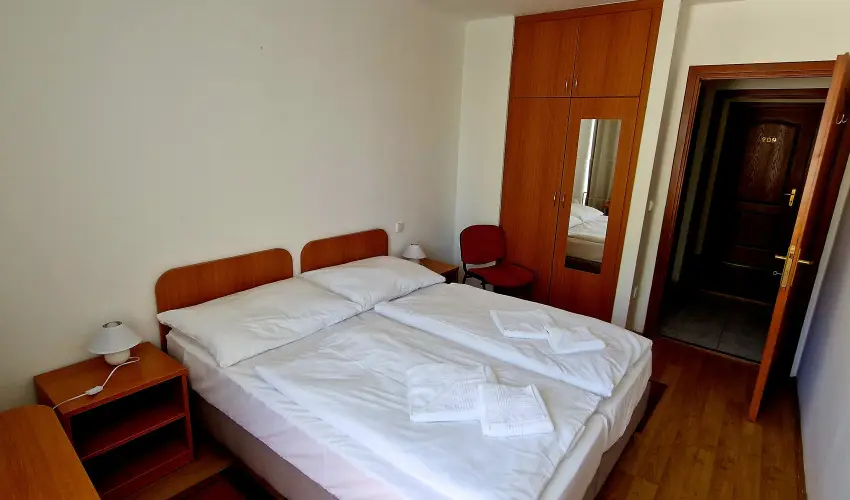 PSZ Hotel Beach F�ldv�r Balatonf�ldv�r - Csal�di vak�ci� (min. 3 �j) 