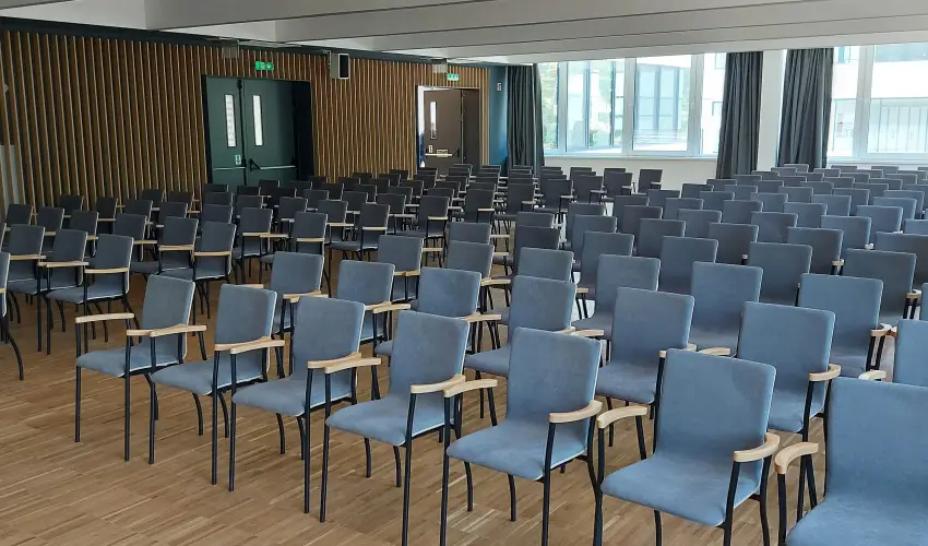 Rkczi Hotel, Tbor s Rendezvnykzpont Storaljajhely - Kedvezmnyes r csaldok rszreak reggelis elltssal (1 jtl)