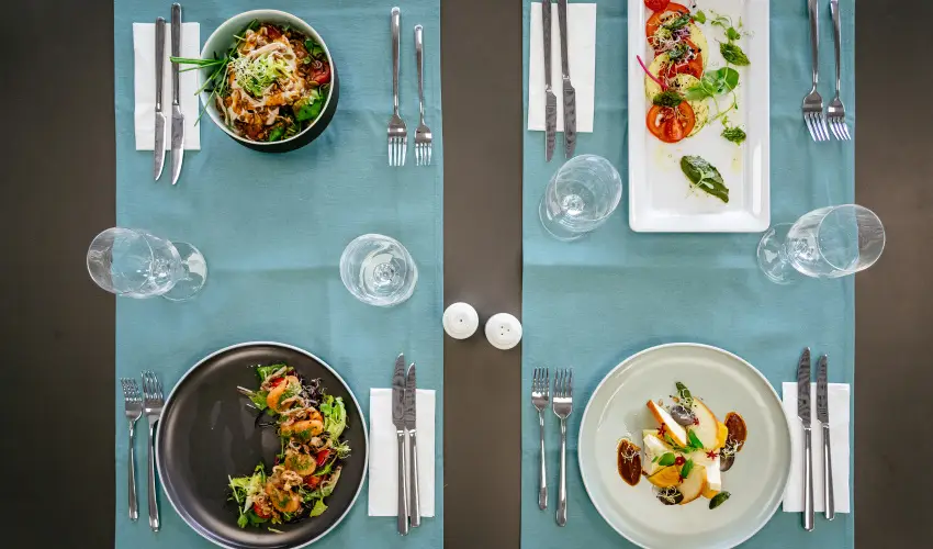 Rkczi Hotel, Tbor s Rendezvnykzpont Storaljajhely - Kedvezmnyes r csaldok rszreak reggelis elltssal (1 jtl)