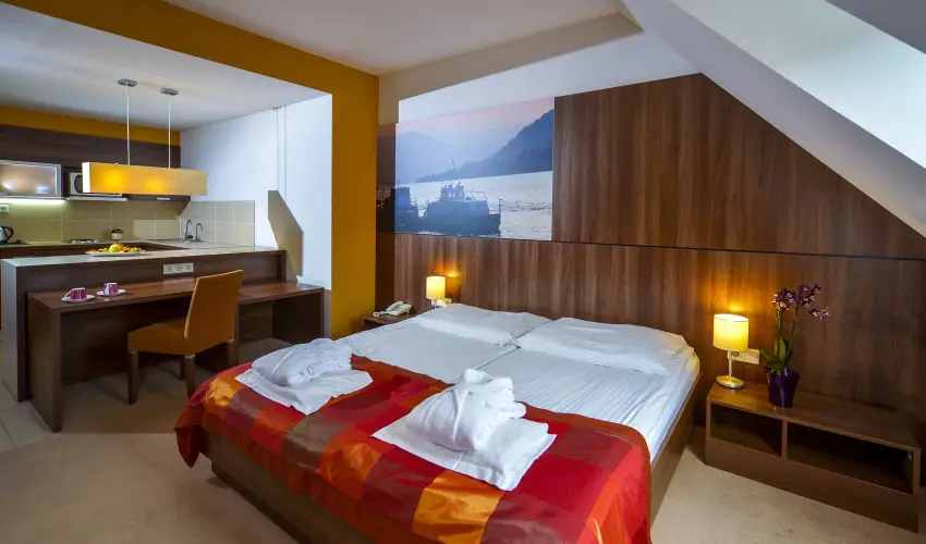 Royal Club Hotel Visegrd - Kedvezmnyes r csaldok rszre flpanzival (1 jtl)