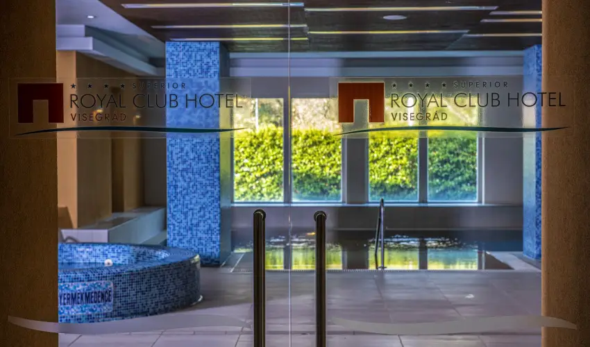 Royal Club Hotel Visegrd - Kedvezmnyes r csaldok rszre flpanzival (1 jtl)