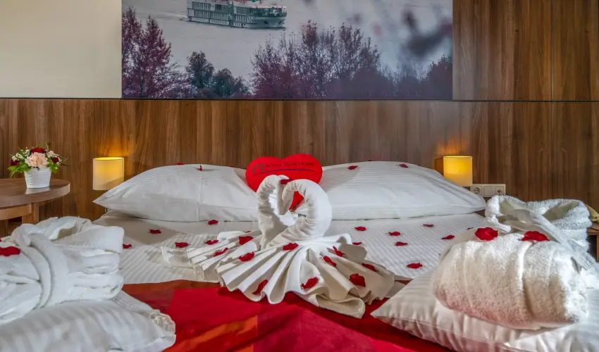 Royal Club Hotel Visegrd - Kedvezmnyes r csaldok rszre flpanzival (1 jtl)