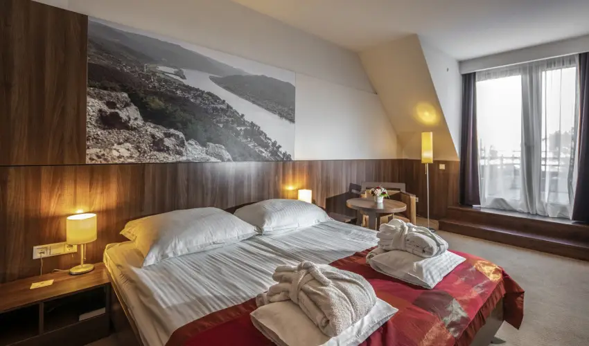 Royal Club Hotel Visegrd - Kedvezmnyes r csaldok rszre flpanzival (1 jtl)