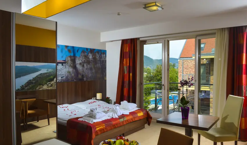 Royal Club Hotel Visegrd - Kedvezmnyes r csaldok rszre flpanzival (1 jtl)