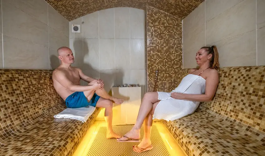 Royal Club Hotel Visegrd - Kedvezmnyes r csaldok rszre flpanzival (1 jtl)