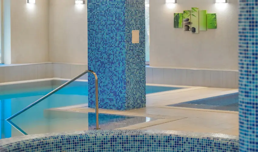 Royal Club Hotel Visegrd - Kedvezmnyes r csaldok rszre flpanzival (1 jtl)