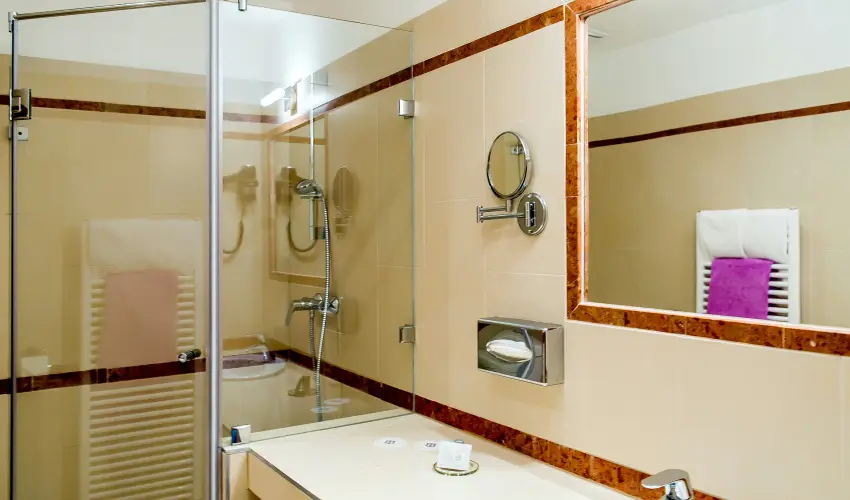 Ambient Hotel & ThermalSPA**** Sikonda - Kedvezm�nyes �r f�lpanzi�val (min. 2 �j)