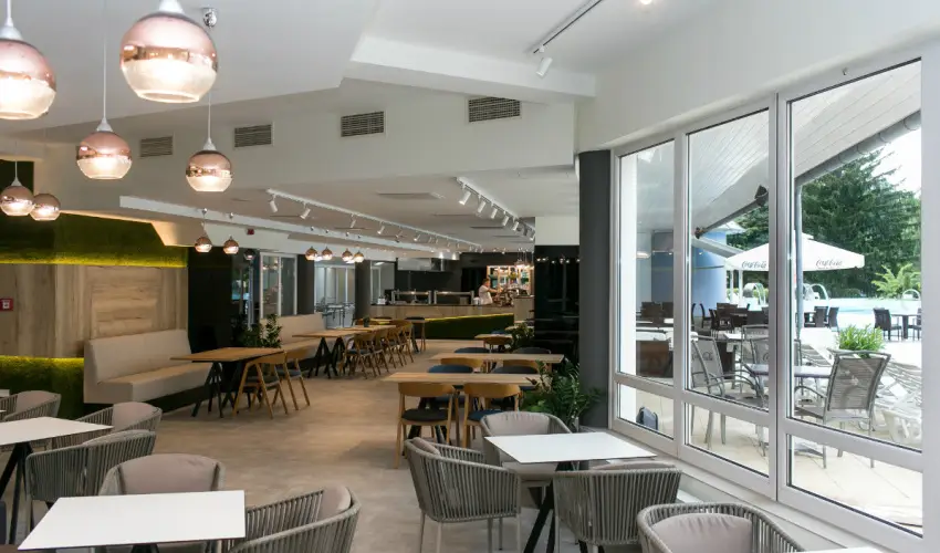 Ambient Hotel & ThermalSPA**** Sikonda - Kedvezm�nyes �r f�lpanzi�val (min. 2 �j)