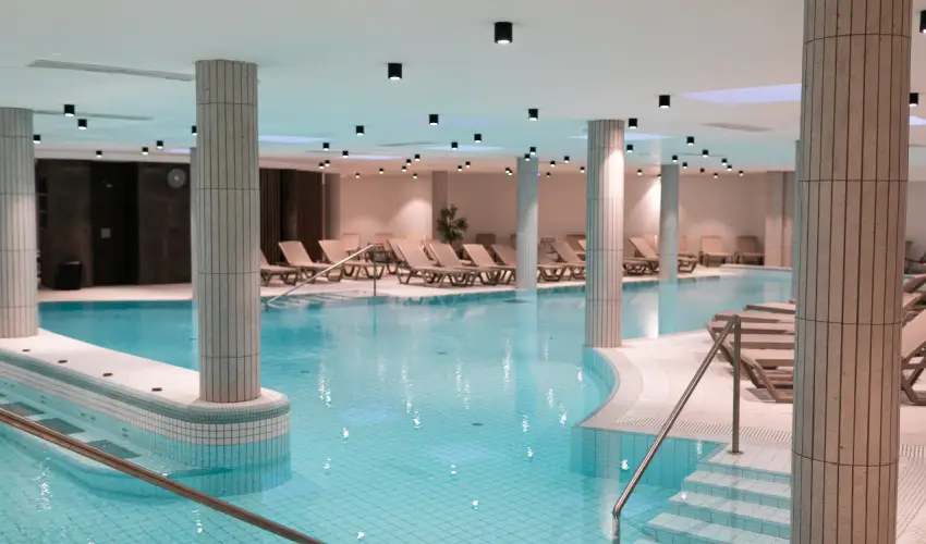 Ambient Hotel & ThermalSPA**** Sikonda - Kedvezm�nyes �r f�lpanzi�val (min. 2 �j)