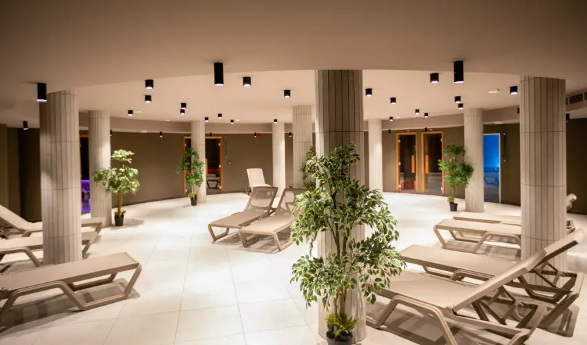 Ambient Hotel & ThermalSPA**** Sikonda - Kedvezm�nyes �r f�lpanzi�val (min. 2 �j)