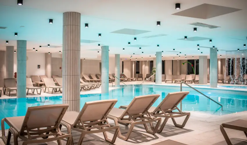 Ambient Hotel & ThermalSPA**** Sikonda - Kedvezm�nyes �r f�lpanzi�val (min. 2 �j)