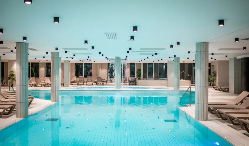 Ambient Hotel & ThermalSPA**** Sikonda - Kedvezm�nyes �r f�lpanzi�val (min. 2 �j)