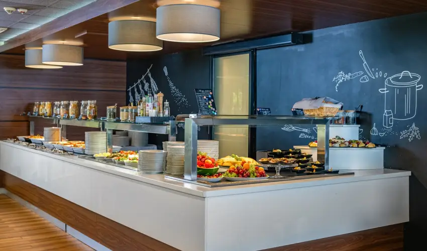 Ambient Hotel & ThermalSPA**** Sikonda - Kedvezm�nyes �r f�lpanzi�val (min. 2 �j)