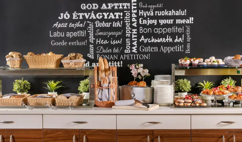 Ambient Hotel & ThermalSPA**** Sikonda - Kedvezm�nyes �r f�lpanzi�val (min. 2 �j)