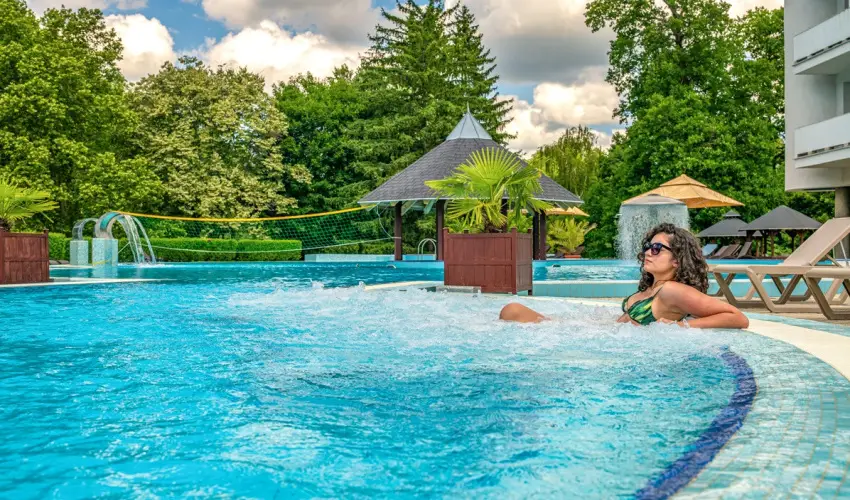 Ambient Hotel & ThermalSPA**** Sikonda - Kedvezm�nyes �r f�lpanzi�val (min. 2 �j)