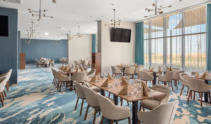 Sirius Hotel Keszthely - Kedvezm�nyes �r csal�dok r�sz�reak f�lpanzi�val (1 �jt�l)