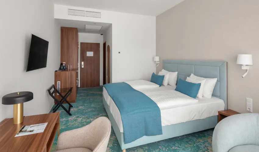 Sirius Hotel Keszthely - Kedvezm�nyes �r csal�dok r�sz�reak f�lpanzi�val (1 �jt�l)