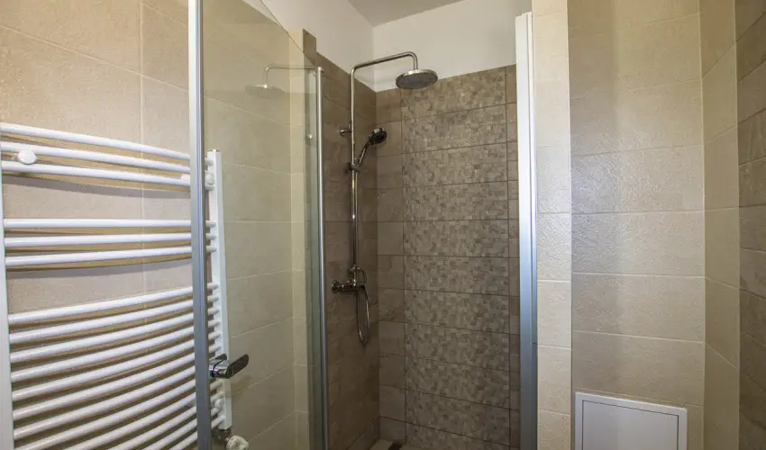 Skorpi Lak Hajdszoboszl - Kedvezmnyes r csaldok rszreak (1 jtl)