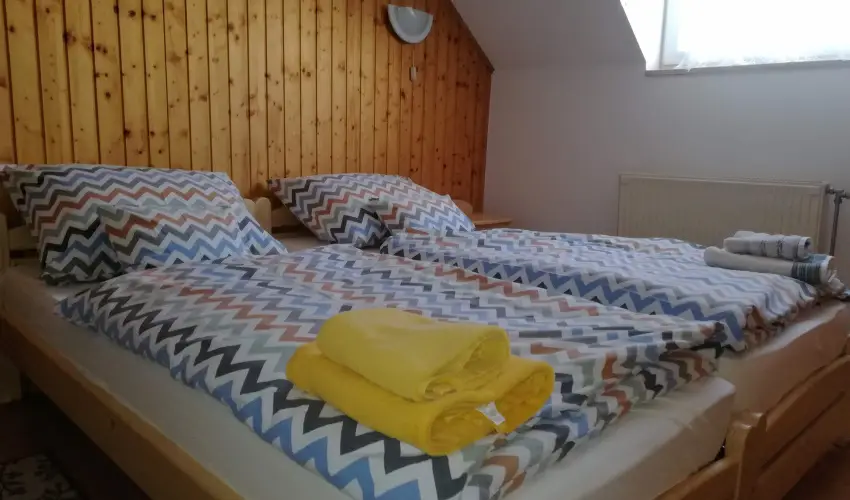 Sokor Fogad Sokorptka - Diszntoros htvge (min. 2 j)